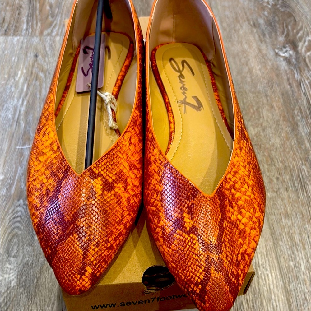 Seven7 Nelly Flat in Tangerine